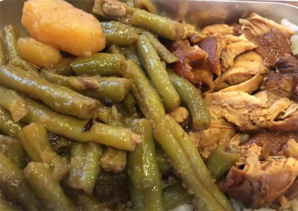 东北老饭盒加盟加盟费用