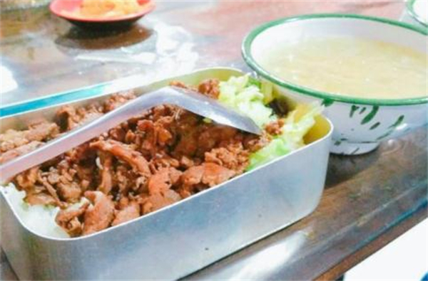 1983老饭盒加盟加盟费用