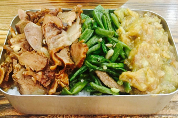 8090怀旧老饭盒加盟加盟费用