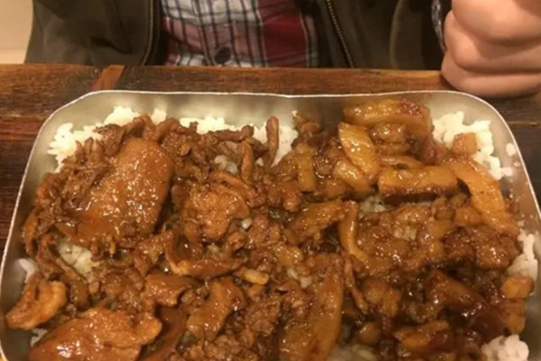 8090怀旧老饭盒加盟加盟费用