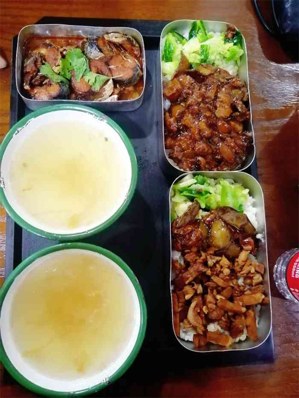 东北精炒老饭盒加盟加盟费用