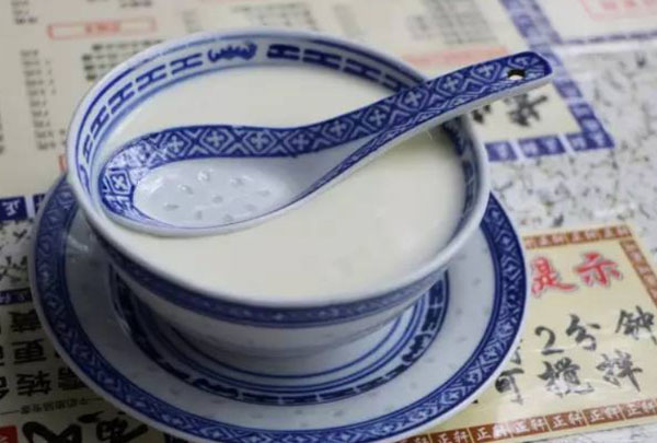 黄氏正轩牛奶甜品加盟加盟费用