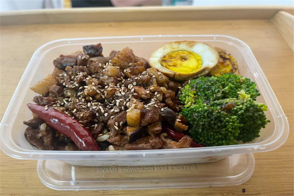 呆呆师傅卤肉饭加盟加盟费用