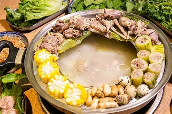 鹅小乐生态鹅火锅加盟加盟费用