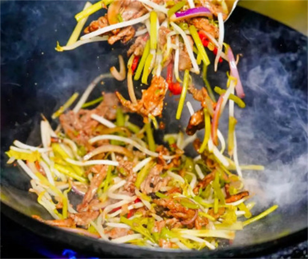 麦伴伴爆炒拌面加盟加盟费用