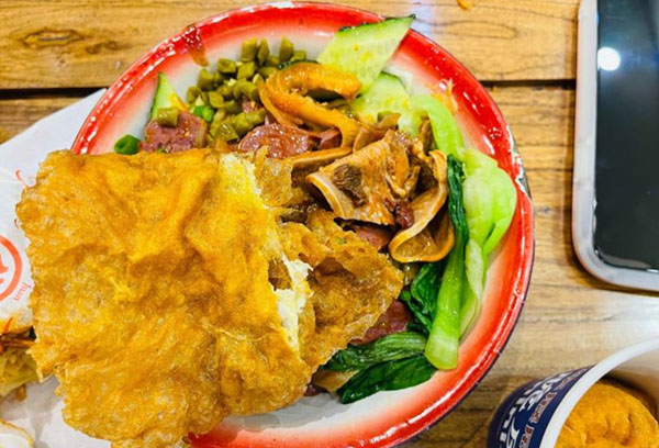 李展展生烫牛肉面加盟加盟费用