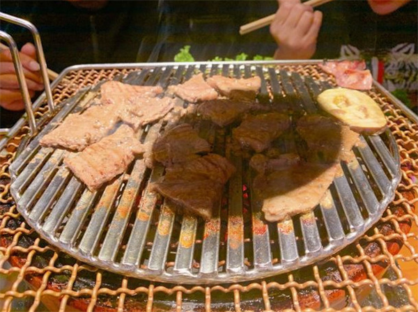 炉中火泥炉烤肉加盟加盟费用