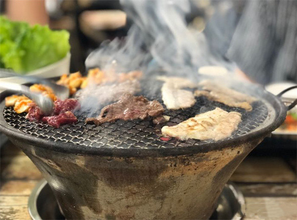 炉中火泥炉烤肉加盟加盟费用