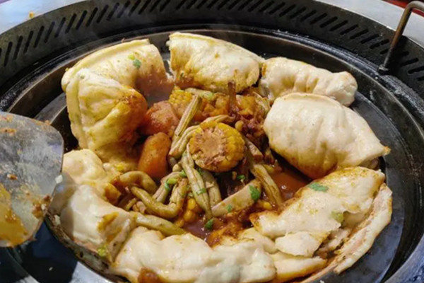 咱妈烀饼铁锅炖鱼馆加盟加盟费用