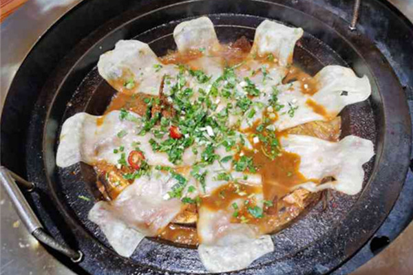 咱妈烀饼铁锅炖鱼馆加盟加盟费用