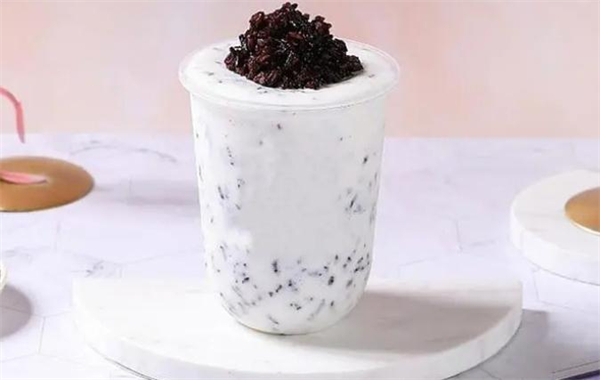 雨落明湖奶茶加盟加盟费用