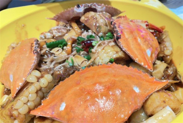 蟹小胖肉蟹煲加盟加盟费用