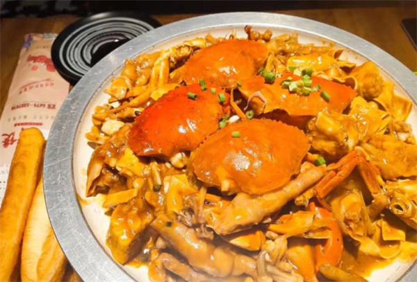 香巴仔45°肉蟹煲加盟加盟费用