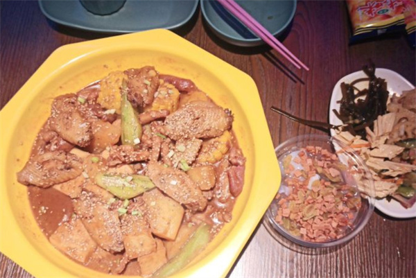 蟹将军肉蟹煲加盟加盟费用