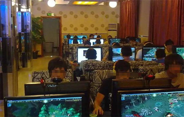深圳网吧加盟加盟费用