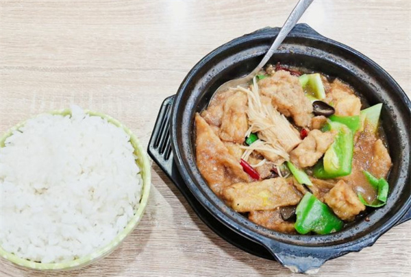 速味居黄焖鸡加盟加盟费用