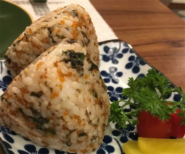 手握饭团加盟加盟费用