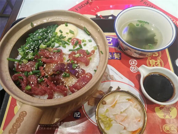 赵财记肠粉煲仔饭加盟加盟费用