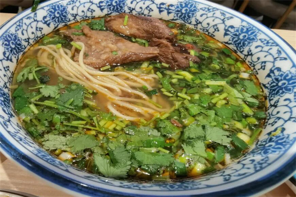 一头牛牛肉板面加盟加盟费用
