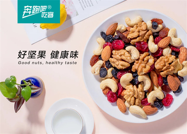 奔跑吧!吃客休闲零食加盟加盟费用