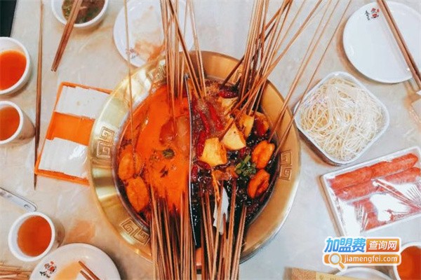 幸福牛八爷串串火锅加盟加盟费用