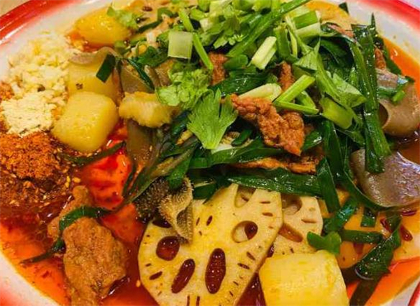 煮小篓盘盘麻辣烫加盟加盟费用