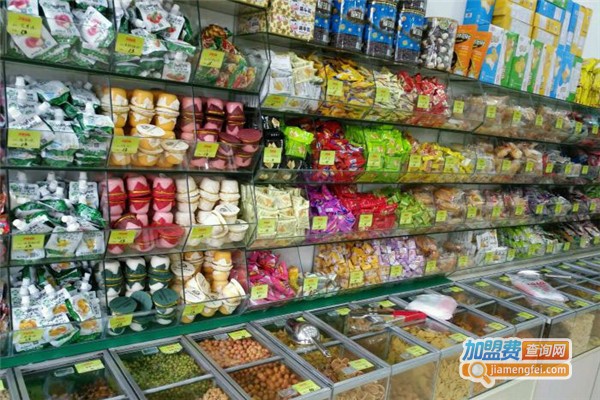 小零食加盟店品牌哪个好？加盟费用