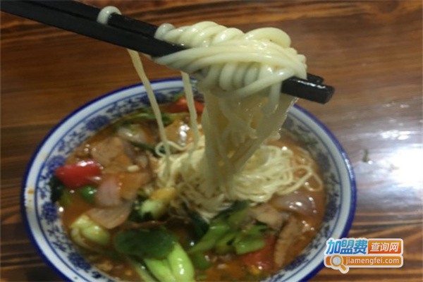 犇犇牛肉面加盟费用