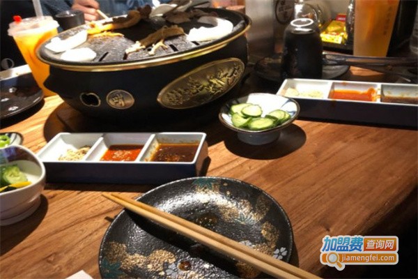 九烧屋黑牛烤肉料理加盟费用