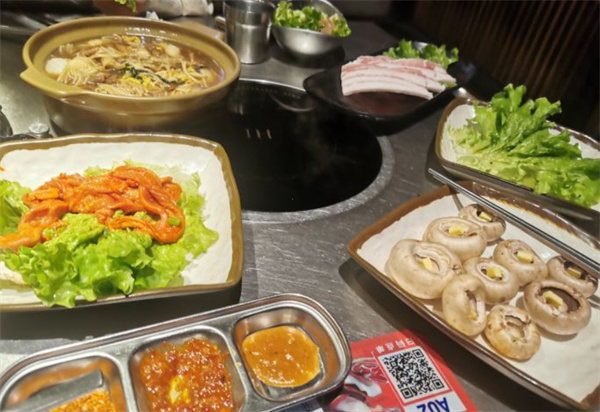 基家木炭烤肉加盟加盟费用