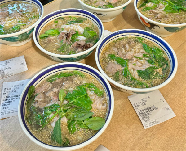 生烫牛肉米线加盟加盟费用