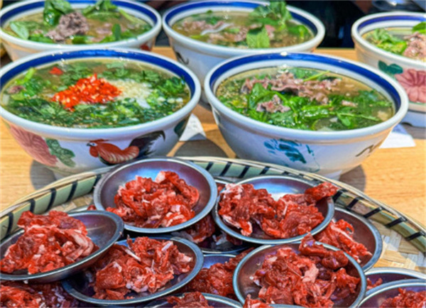 生烫牛肉米线加盟加盟费用