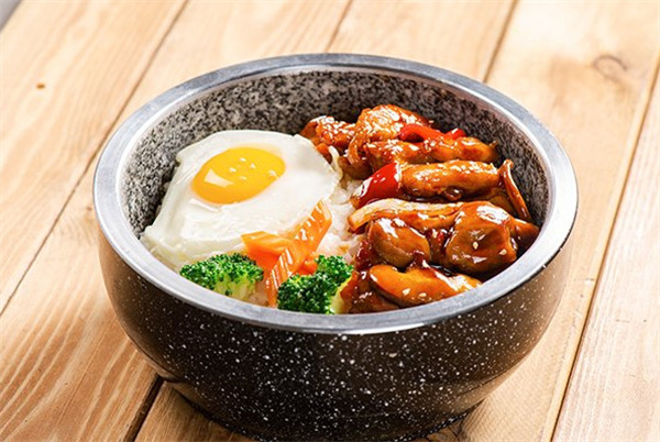 米庄拌饭馆加盟费