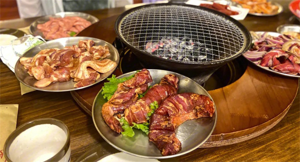 炉中炉泥炉烤肉加盟费