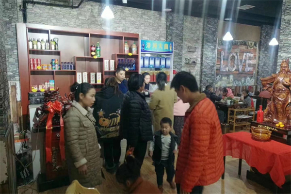 醉巴厨旋转小火锅加盟费