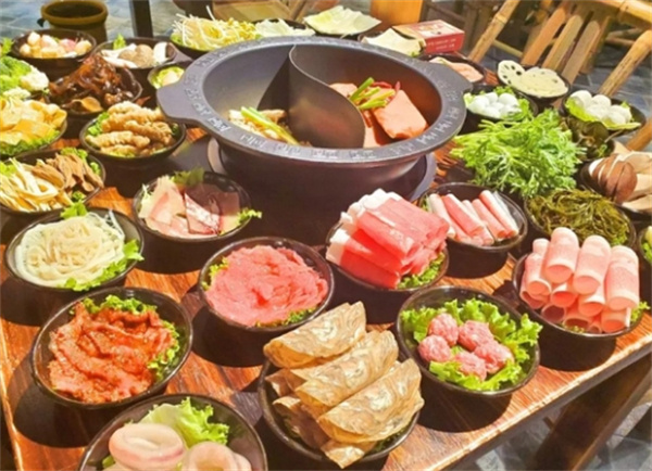 烂摊摊火锅加盟费