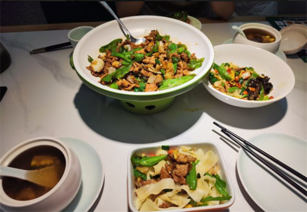 品菜很下饭加盟费