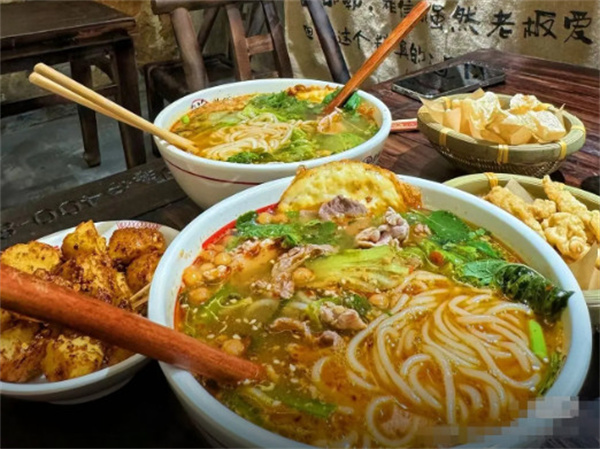 鲜港记米线加盟费