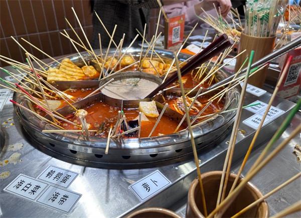 等凳灯麻辣烫加盟费