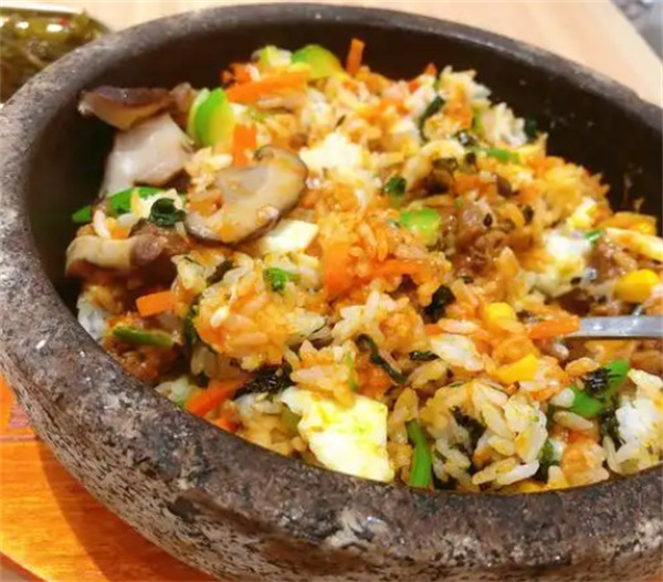 gxd石锅拌饭加盟费