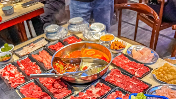 邱翠花鲜切牛肉自助火锅加盟费