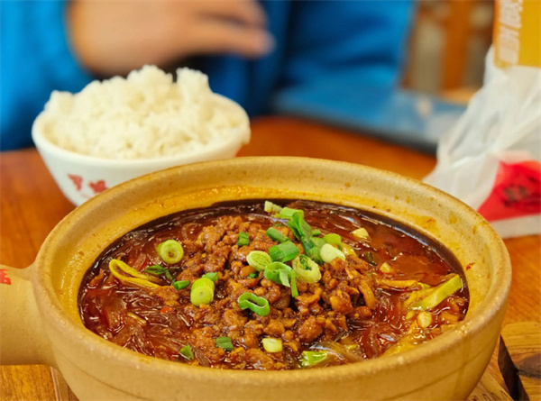 罗妈砂锅菜加盟费