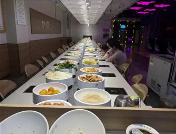 张小旋自助旋转火锅加盟费