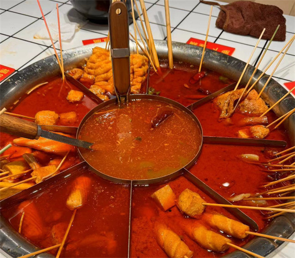 巷子外麻辣烫工厂加盟费