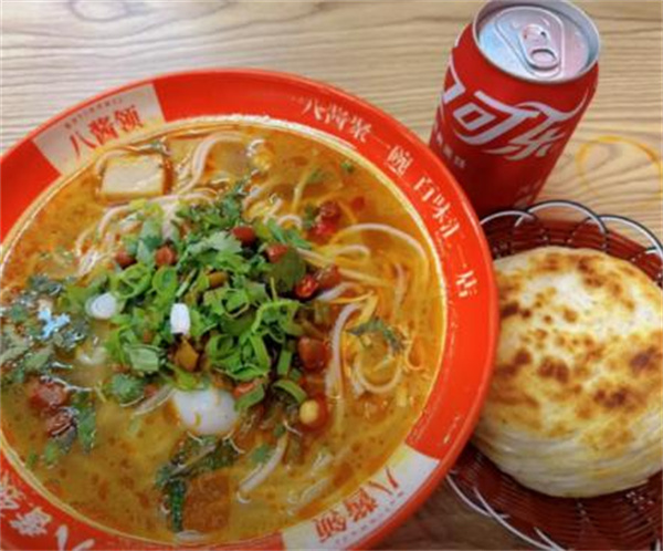 八酱领米线加盟费