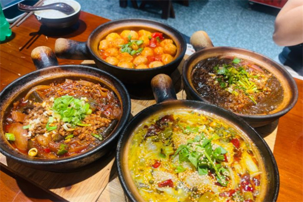 陶三喜砂锅菜加盟费