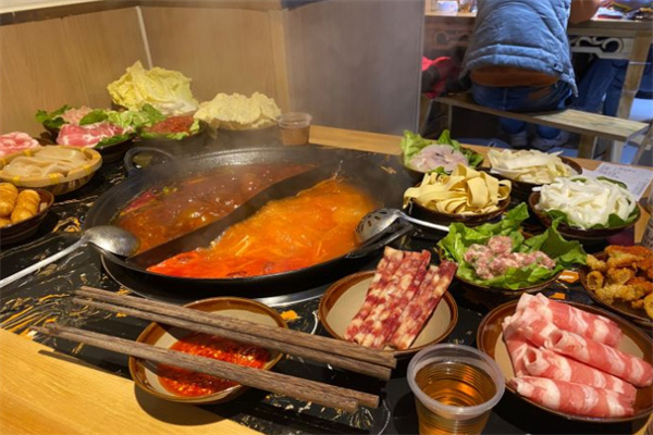 阮三娘火锅加盟费