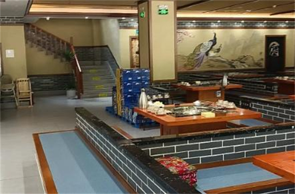 黑土地铁锅炖加盟费