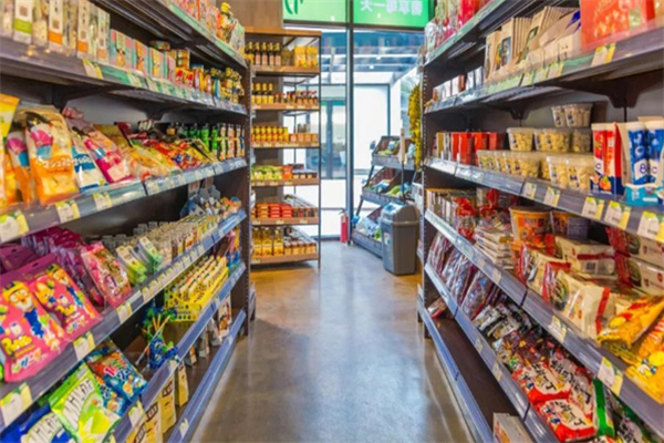 杨小馋零食加盟费