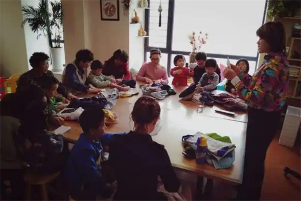 教孩子做饭整理亲子馆加盟费